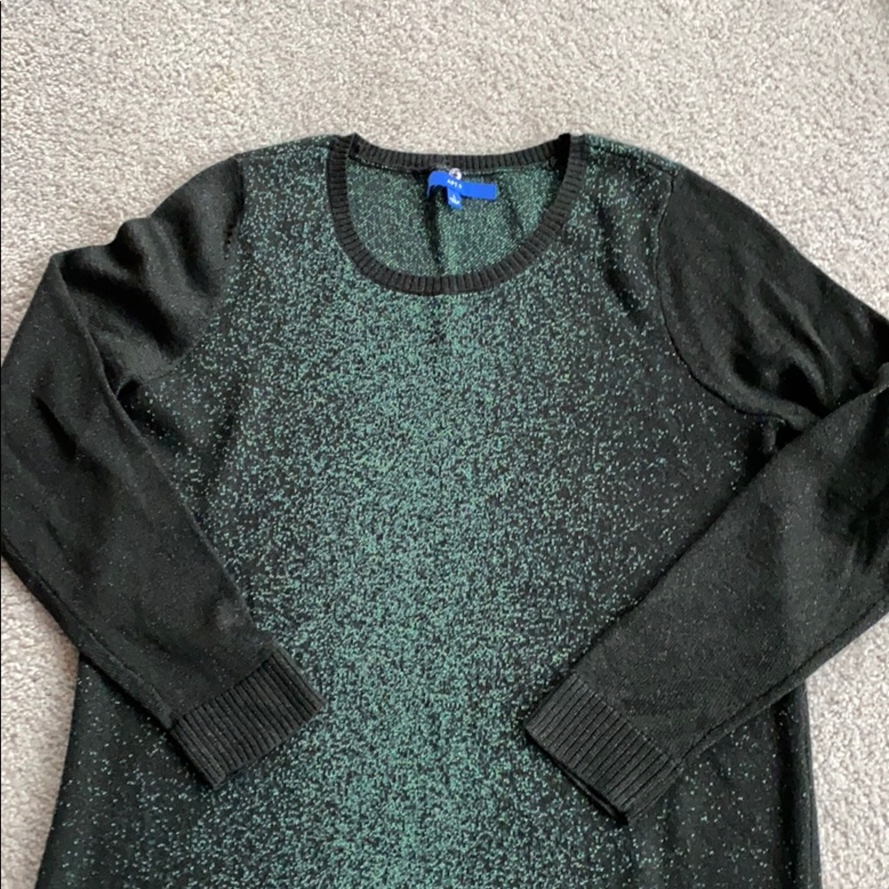 Sweater - Picture 2 of 4
